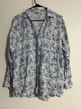 C&C California Womens Linen Shirt M Roll-Tab Sleeve White Blue Tropical Coastal
